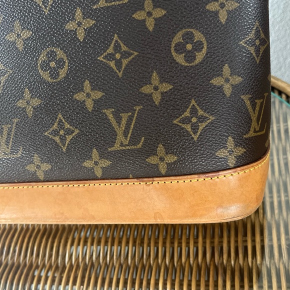 LOUIS VUITTON ALMA Monogram Handbag M51130 Serial #FL0061 - Picture 5 of 16